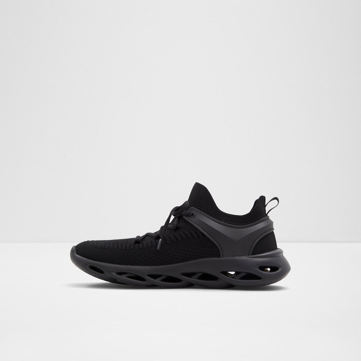 Capriole - Black - image 2