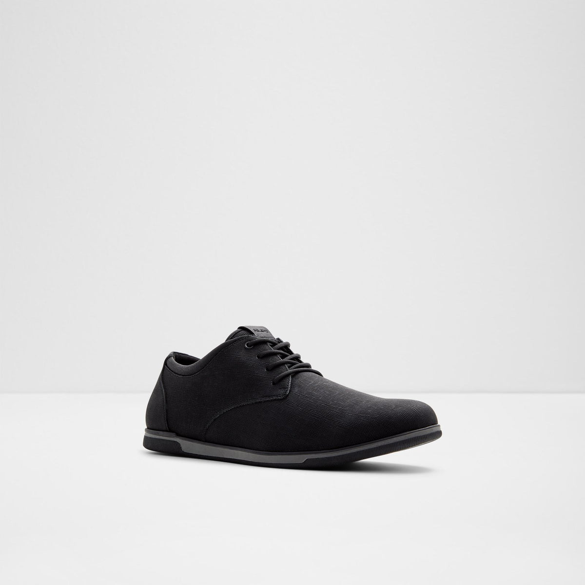 Heron - Black (004) - image 3