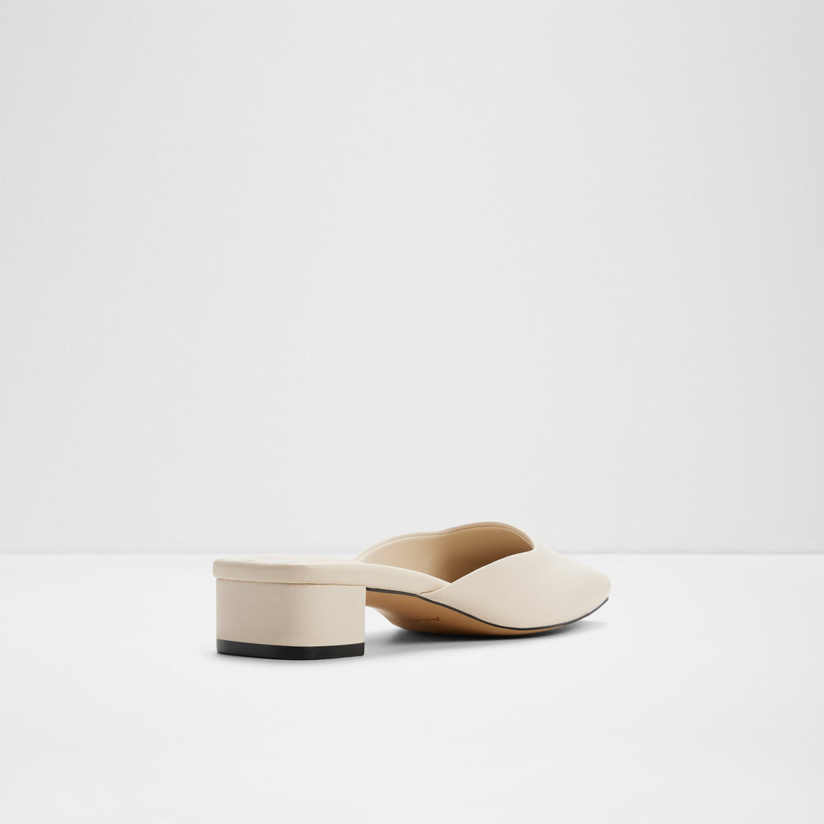 Lannah - White - image 1
