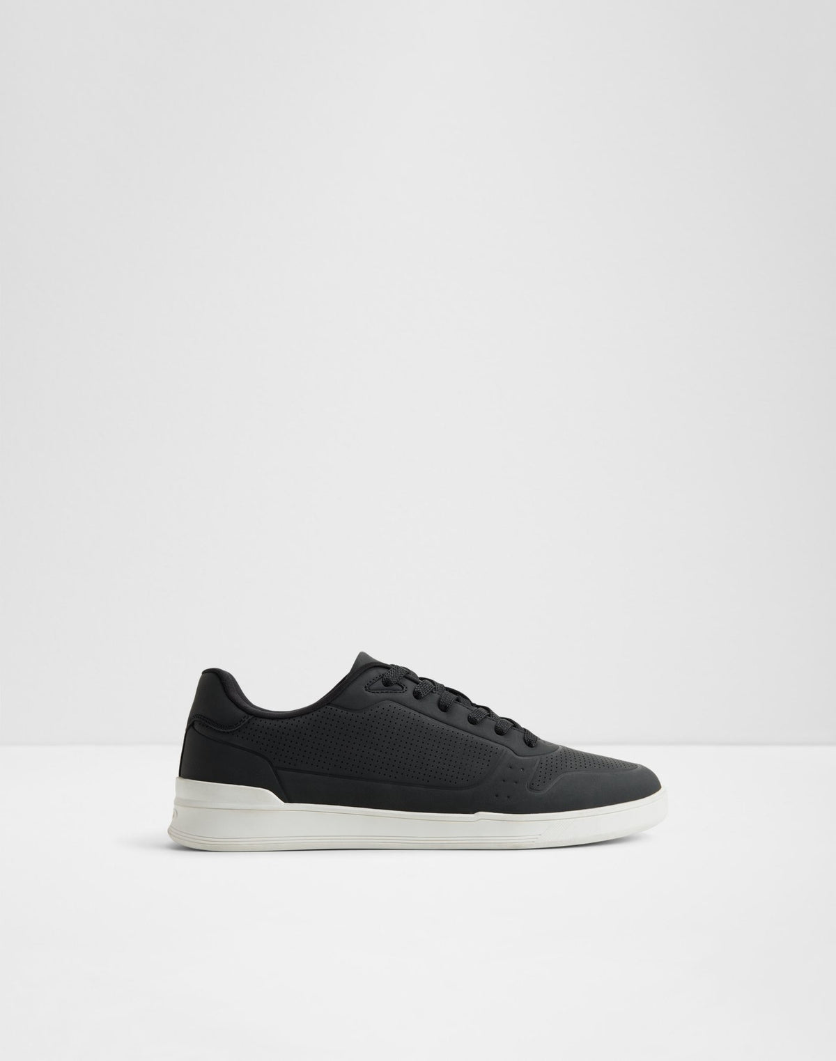Robie - Black - alternate image