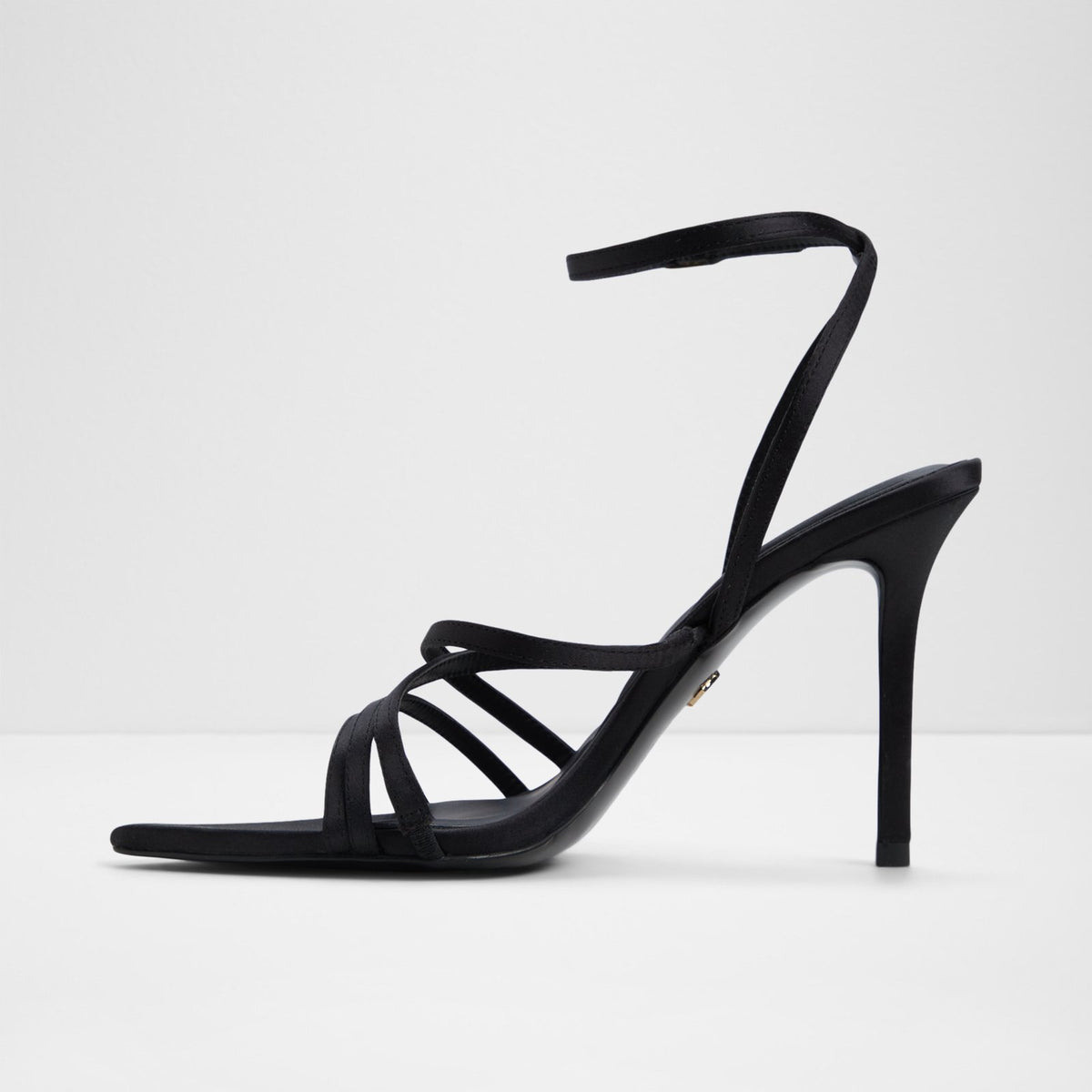 Solania - Black - image 2